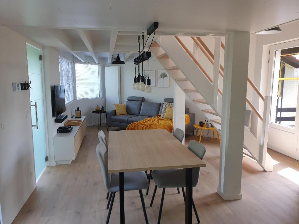 Holiday home Duinengolf 5
